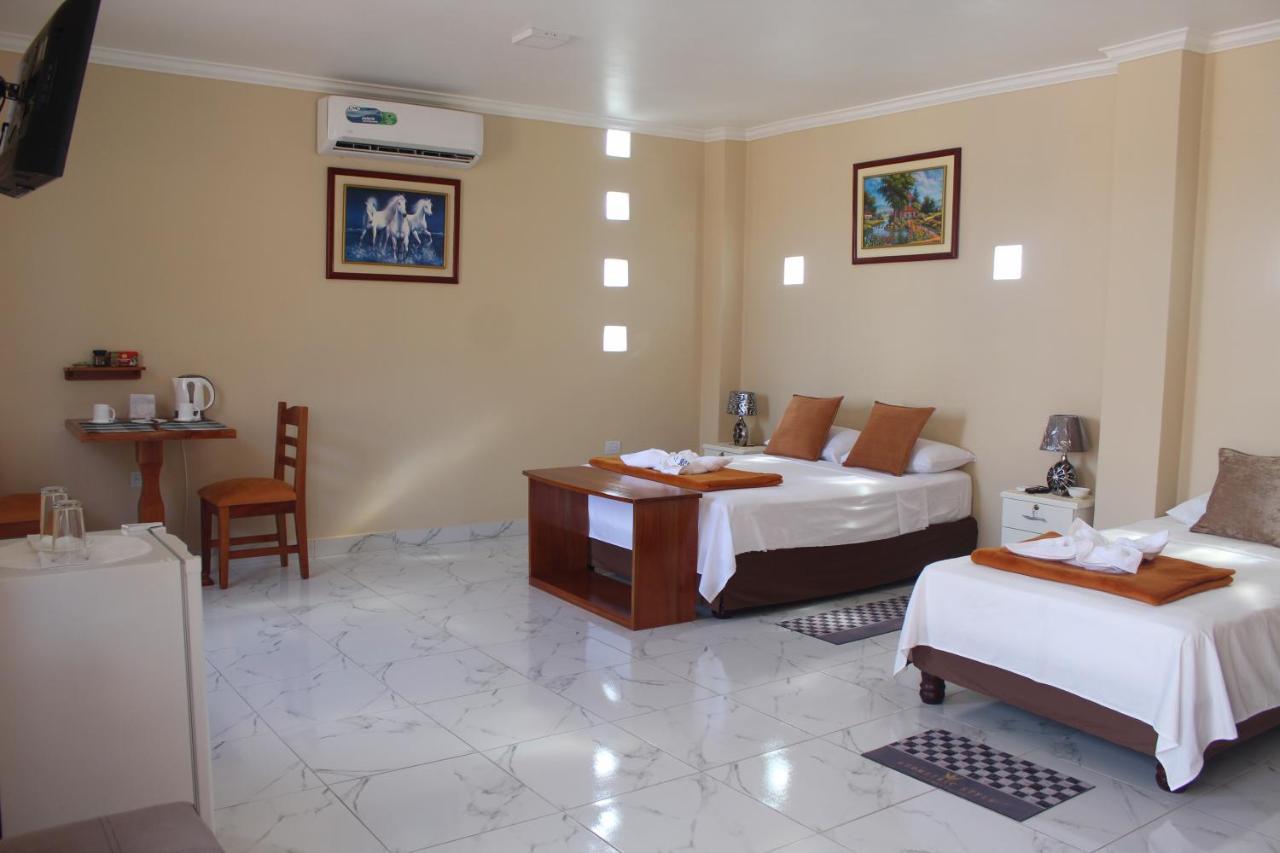 Hostal Romy Puerto Baquerizo Moreno Eksteriør billede