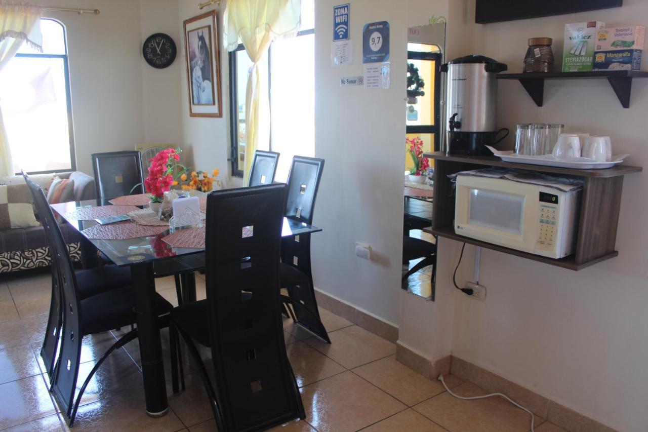 Hostal Romy Puerto Baquerizo Moreno Eksteriør billede