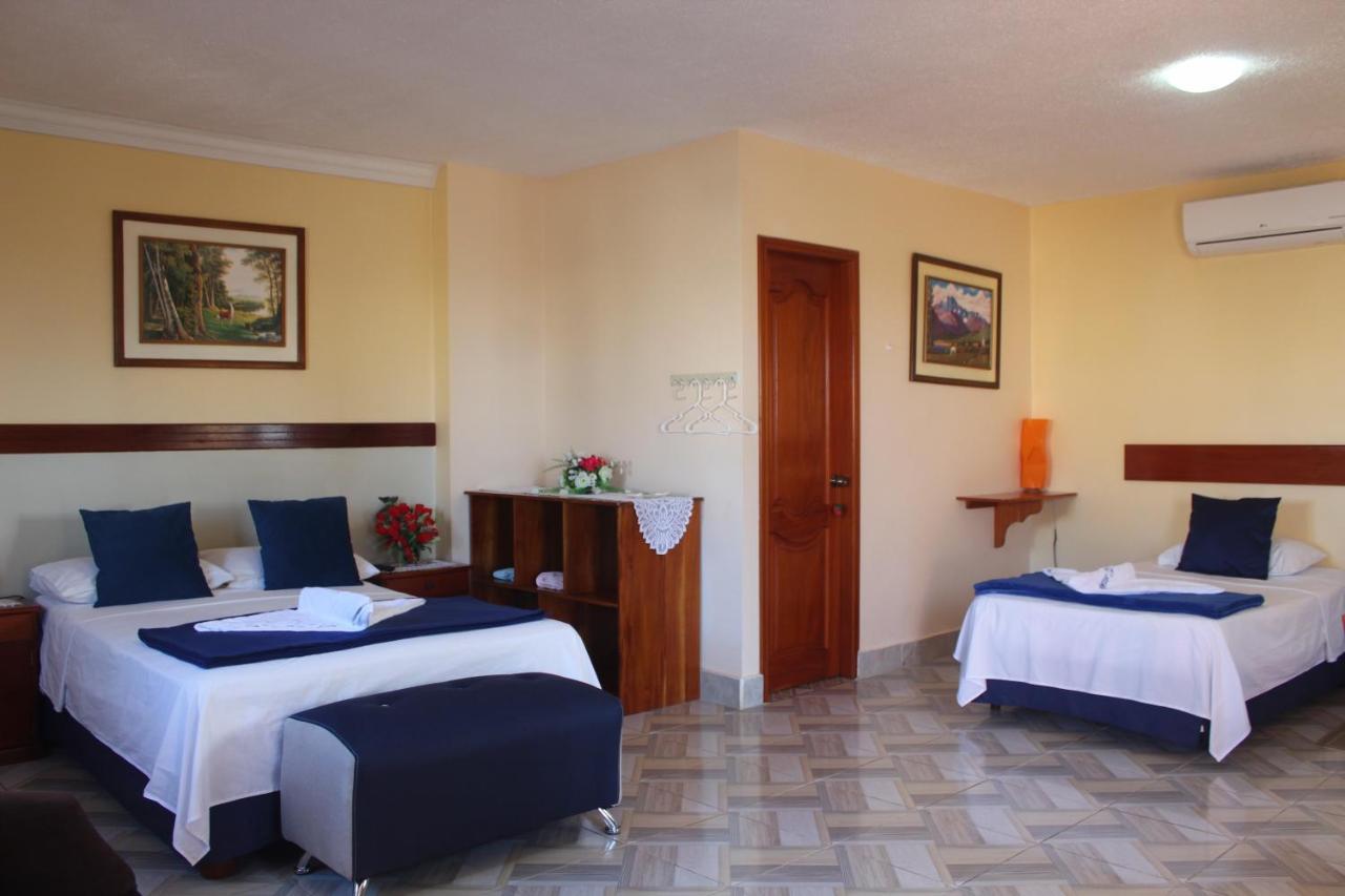 Hostal Romy Puerto Baquerizo Moreno Eksteriør billede